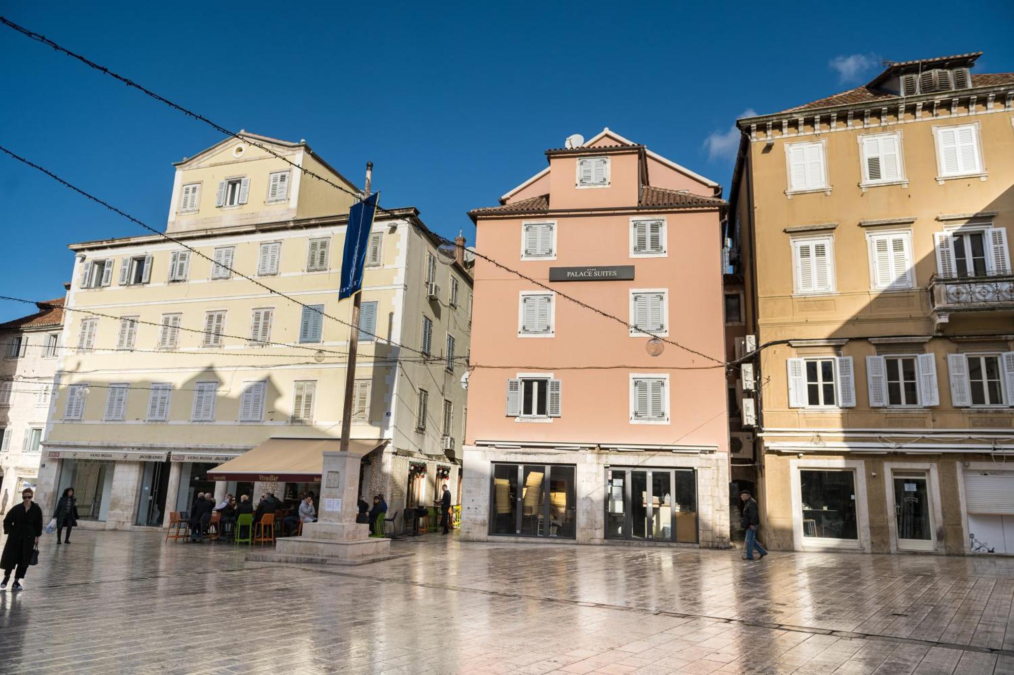 Appartement Duplex With Terrace In The Centar *