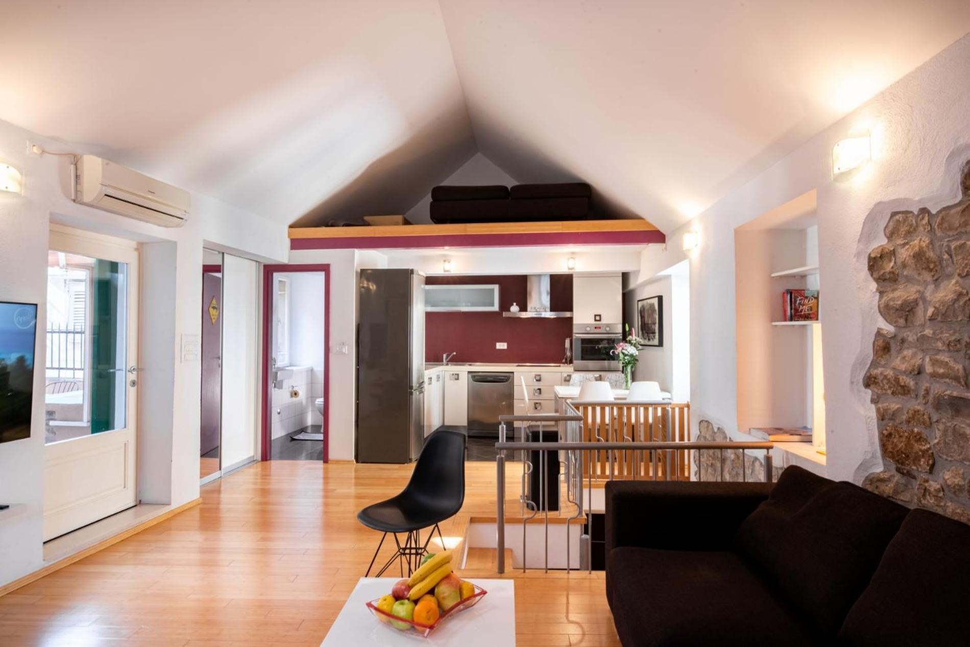Apartament Duplex With Terrace In The Centar *