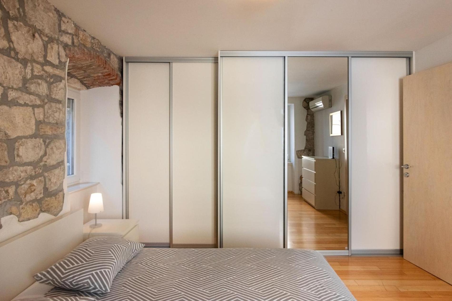 Apartament Duplex With Terrace In The Centar